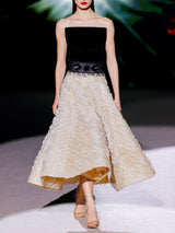 LOOK 13 Vestido NARCISUS | Vestido de fiesta midi en terciopelo y organza nude con microvolantes y flecos de azabache