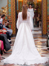 LOOK 17 Abito da sposa VANGOLD (SENZA STRASCICO) realizzato in crepe e organza devoré