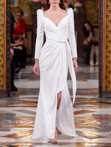 LOOK 19 Abito da sposa VIVIANI realizzato in crepe.