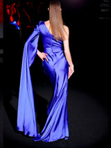 Vestido de fiesta realizado en satin color azul royal y swarovski | HANNIBAL LAGUNA.