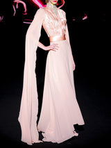 Vestido de fiesta realizado en satin y gasa color salmon y collar de swarovski | HANNIBAL LAGUNA.