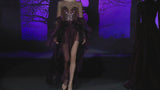REGARDE 36 HANAIS | Robe en tatouage brodé et héron couleur aubergine