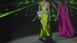 LOOK 35 ILUMINATI | Vestido de fiesta largo en verde y bordado plata