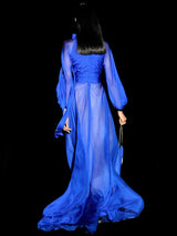 Vestido ECLIPSE de Hannibal Laguna Couture. Vestido largo de fiesta en gasa de seda color azul klein con escote halter.