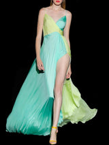 Vestido bi- color lima y menta con escote en pico y falda con amplio corte de Hannibal Laguna