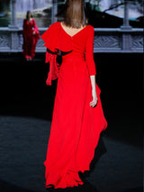 Vestido en crepe y gasa color geranio de Hannibal Laguna
