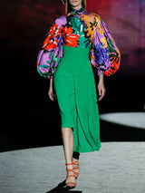 Body en satín estampado maxi floral multicolor con cuello cisne y mangas XL de Hannibal Laguna
