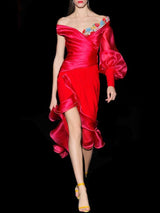 Vestido de cocktail en crepe rojo de Hannibal Laguna