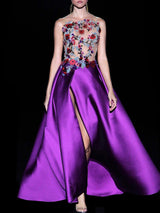 CALEDONIA | Vestido con T-shirt en tul bordado en cristal y flores de Hannibal Laguna