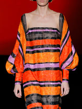 Vestido de noche realizado en gasa devoré estampada de rayas tipo A con escote cuadrado y mangas XL de Hannibal Laguna