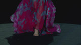 Look 39 DUCHESE | Vestido largo satín estampado
