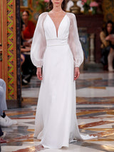 LOOK 6 Vestido de novia elegante VERTICHI realizado en crepe