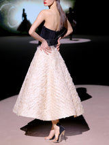 LOOK 13 Vestido NARCISUS | Vestido de fiesta midi en terciopelo y organza nude con microvolantes y flecos de azabache