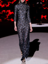 LOOK 17 Vestido NEWPORT | Vestido de fiesta recto en tul bordado con azabaches y lentejuelas, cuello alto y manga larga