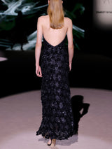LOOK 29 Vestido NOVAK | Vestido de fiesta halter en tul bordado con azabaches, cuello alto y falda evasé
