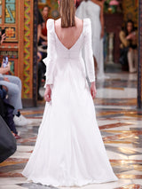 LOOK 13 Vestido de novia VENETA realizado en crepe