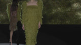 LOOK 11 HOLONY | Vestido en gasa recortada color verde olivo.