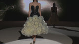 LOOK 32 Vestido NEFORA | Vestido de fiesta midi bordado con escote corazón y flores XXL de organza plisada