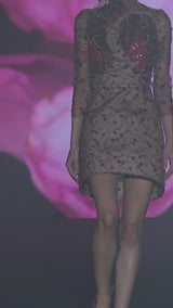 LOOK 21 Vestido LISET | Vestido de fiesta en tul bordado floral con escote corazón y falda vaporosa