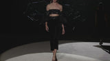 LOOK 23 Top NUBIA y pantalón NUI | Conjunto de fiesta bordado con mangas globo y pantalón capri de terciopelo negro