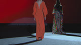 LOOK 30 FELINI | Vestido de fiesta en crepe naranja con escote pico y falda evasé